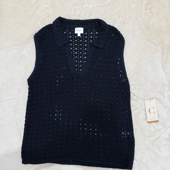 Cyrus Tops - Cyrus Women's Deep Blue V-Neck Knit Sweater Vest Large Style: C602405